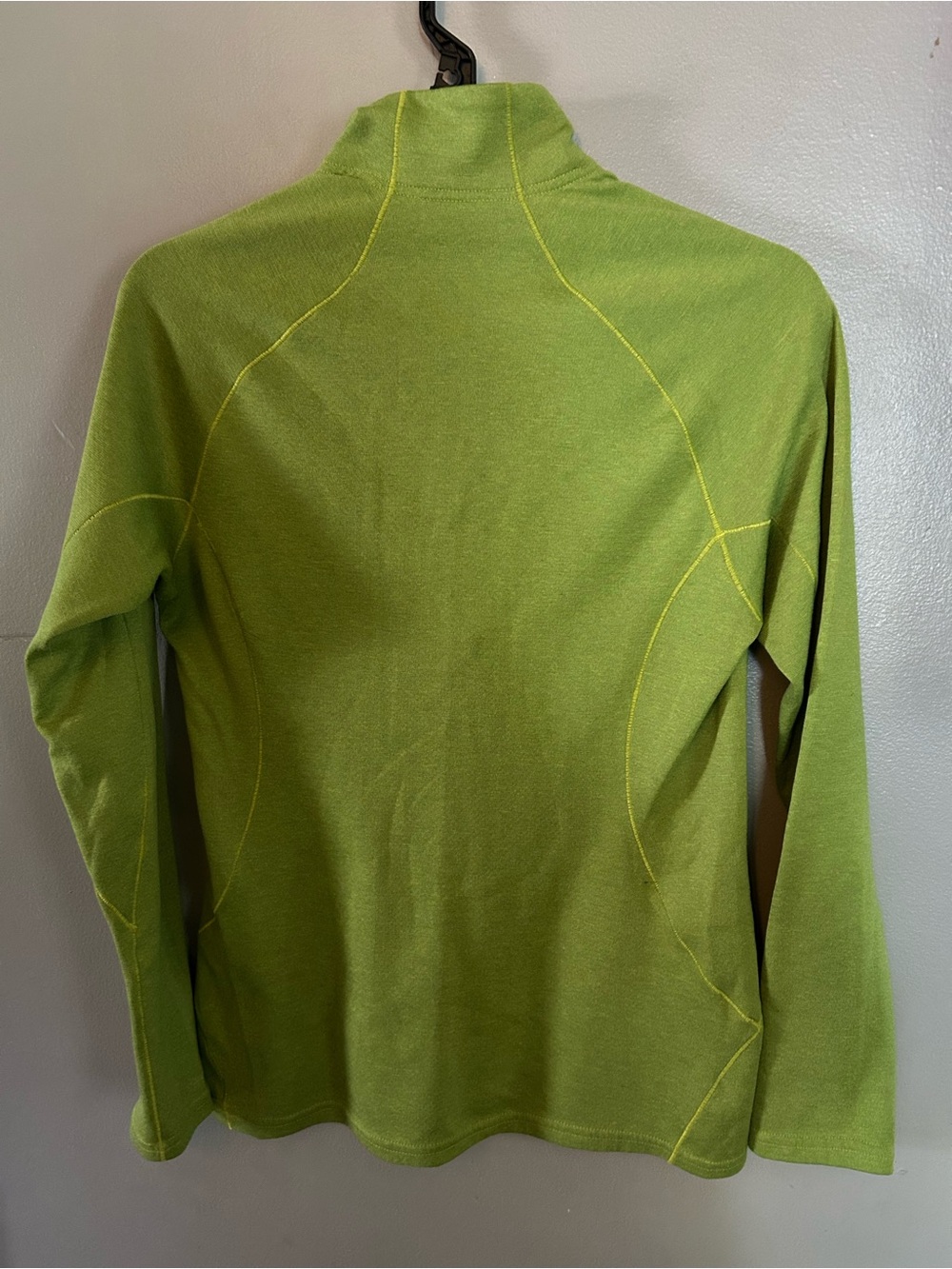 Patagonia Shirt - Women's Capilene® Midweight Zip-Neck Pullover green - Picture 4 of 6